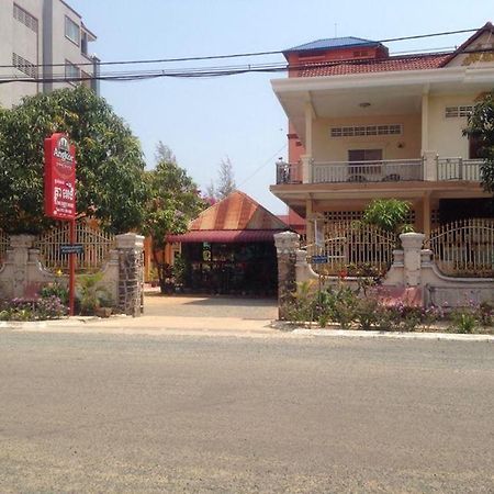 Ta Eng Guesthouse กำปอต ภายนอก รูปภาพ